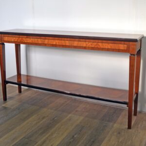 Consolle intarsiata cm 150x35 in combinazione di noce canaletto e noce piumato